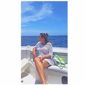 Meet your Posher, Paola